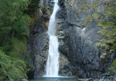 Half-day hike: Cascade de la Pisse